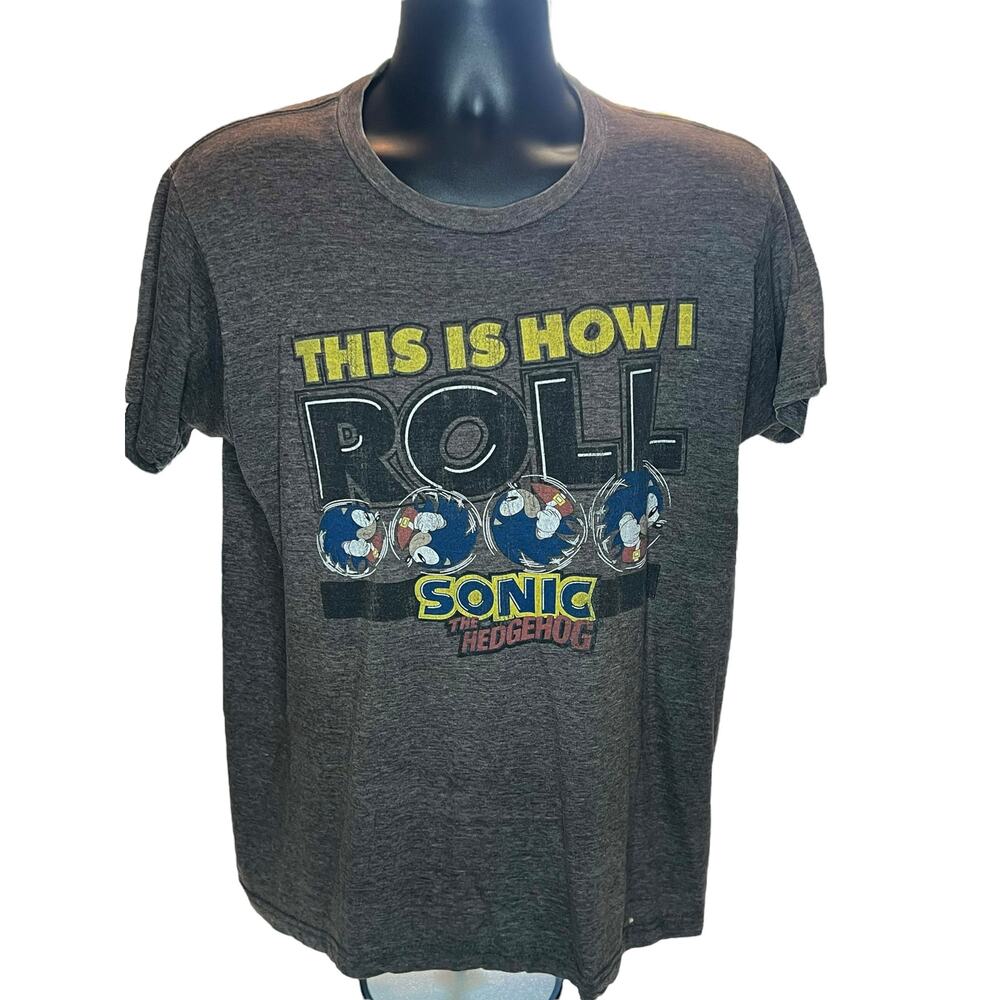 Sonic the Hedgehog “This Is How I Roll” T-Shirt Mens Size‎ L Gray SEGA Gamer Tee